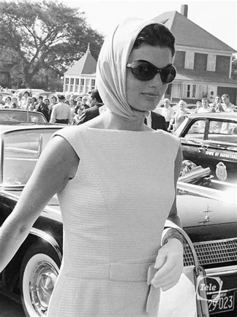 gucci scarf jackie kennedy